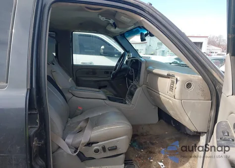 2004 GMC Sierra 2500Hd Slt из США, поврежденный, VIN 1GTHK23184F101206